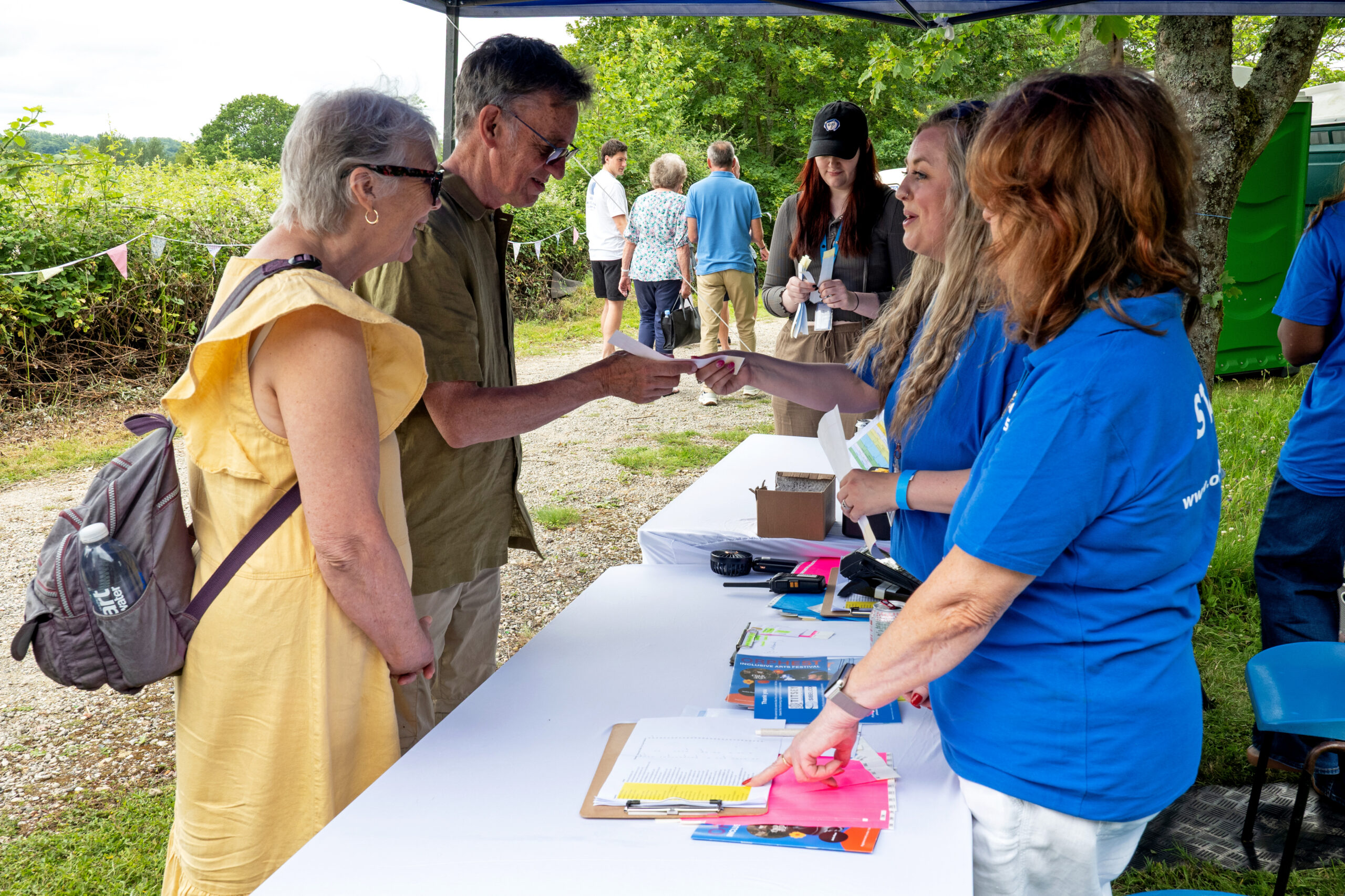 Volunteer with us